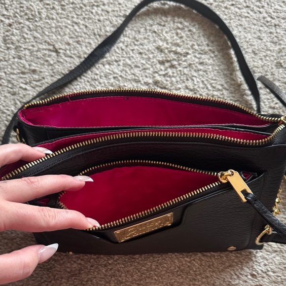 Juicy Couture Black and Gold Crossbody Bag with Removable Hand Clutch - Picture 7 of 14